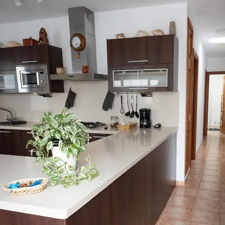 Anzuelo Διαμέρισμα