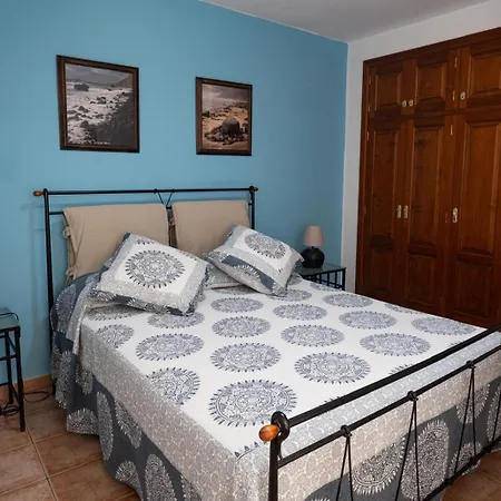 Anzuelo Апартаменты Фамара
